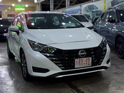 نيسان فيرسا